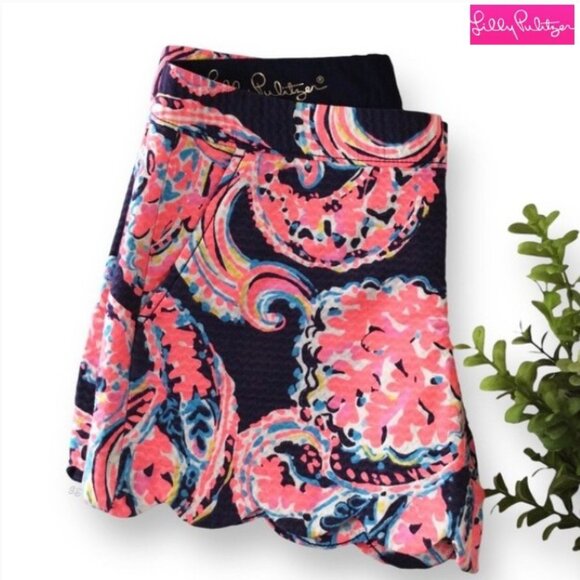 Lilly Pulitzer “Buttercup” Scallop Hem Shorts – Paisley Floral – Size 0 – NWOT - Picture 1 of 13